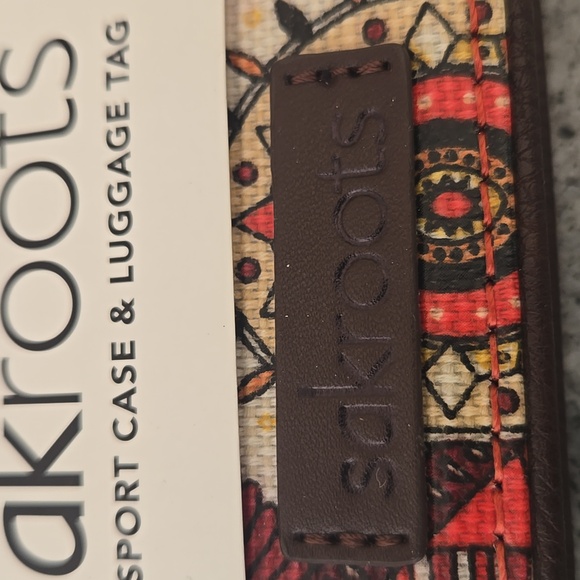 Sakroots Passport Case & Luggage Tag - NEW - Picture 4 of 13